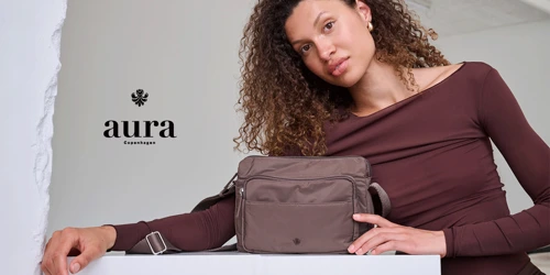 Aura crossbody Novara. Stort udvalg af Aura tasker og accessories på neye.dk