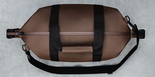 Rains weekend bag AW24. Stort udvalg af Rains rejsetasker og duffel bags på neye.dk